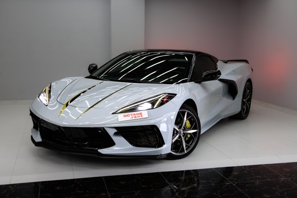 Chevrolet Corvette C8 Blanco