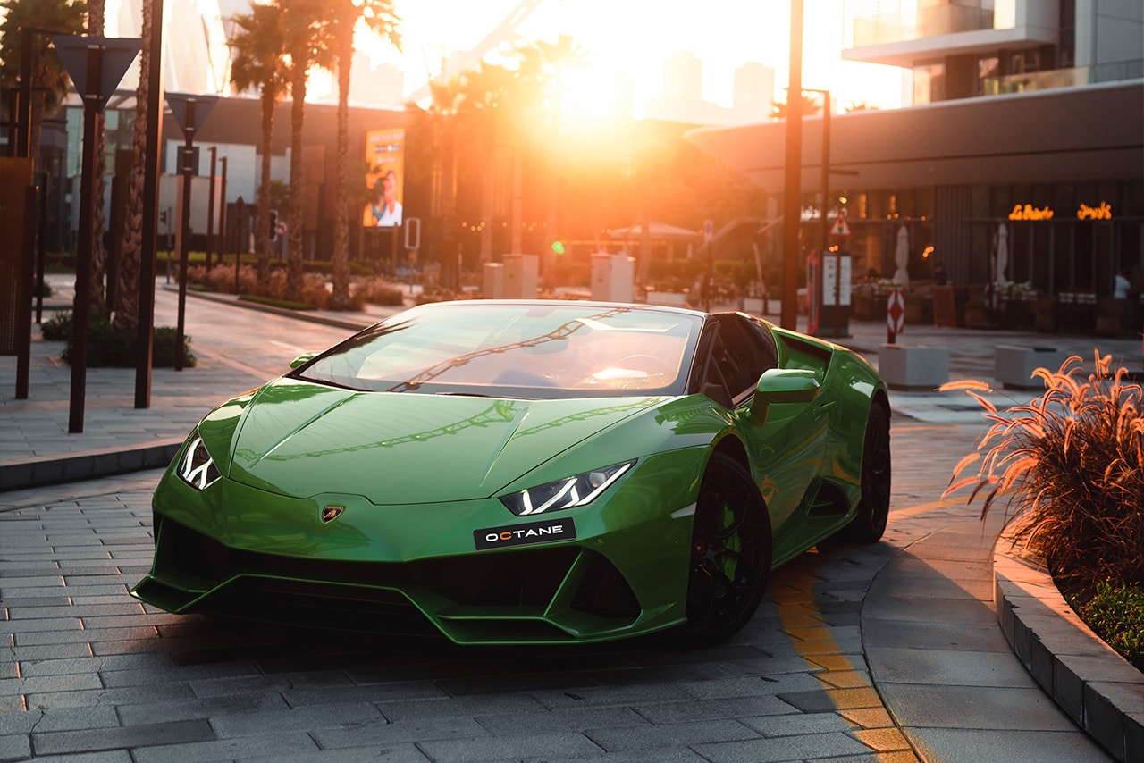 兰博基尼 Huracan EVO Spyder 绿色跑车