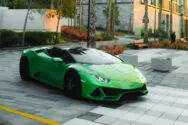 rent lamborghini huracan spyder