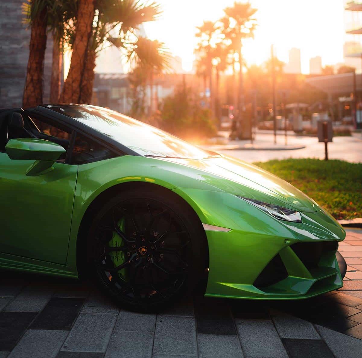 Lamborghini Huracan EVO Spyder For Rent Dubai | Octane Car Rental