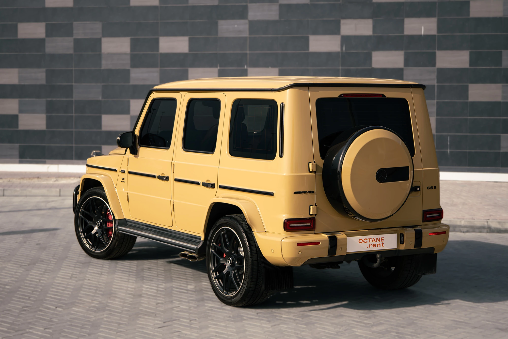 Mercedes G63 AMG Beige