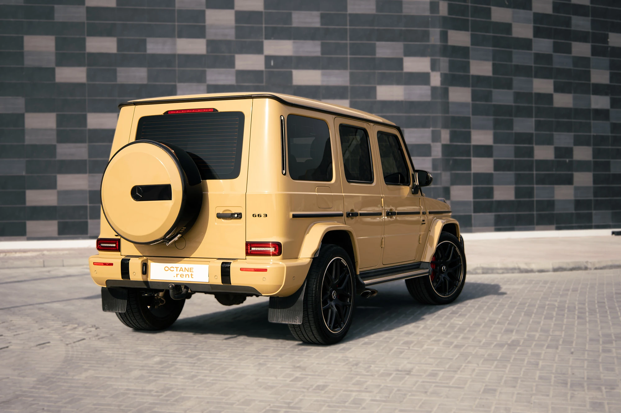 Mercedes G63 AMG Beige