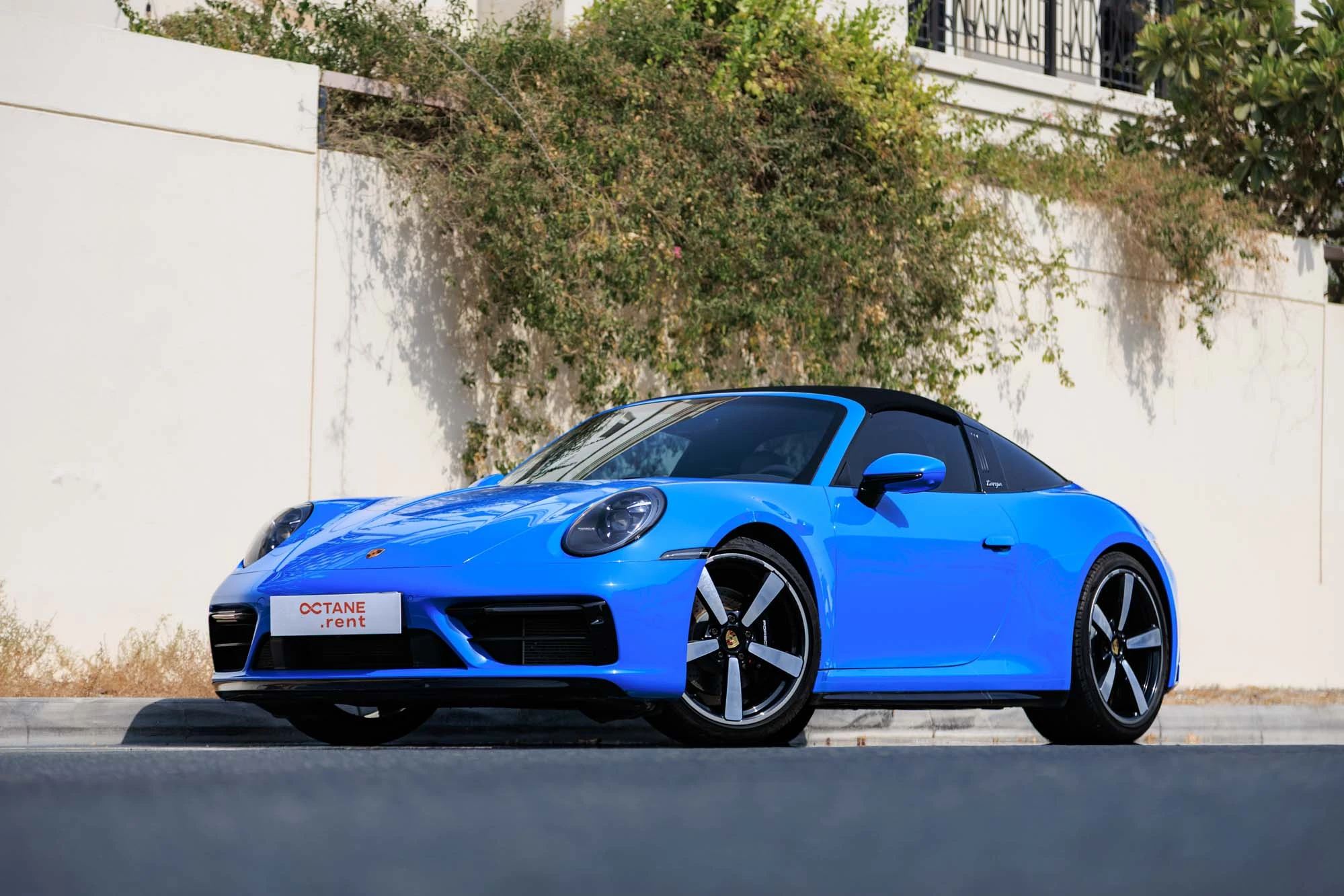 Porsche 911 Targa 4S Blue