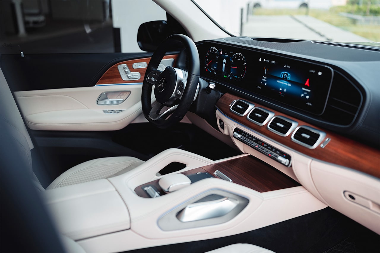 Mercedes-Benz GLS Sort