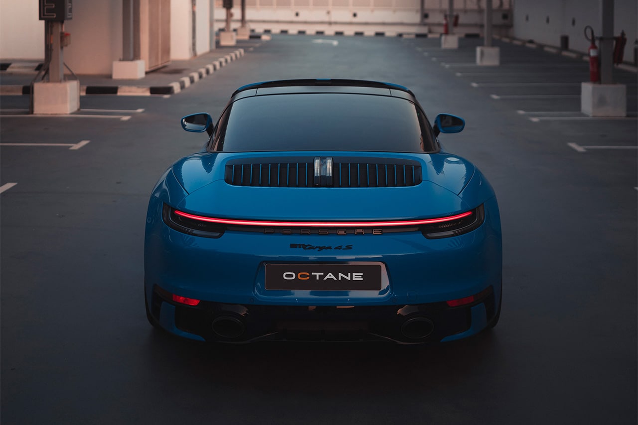 Aluguer do 911 targa 4s azul 2022