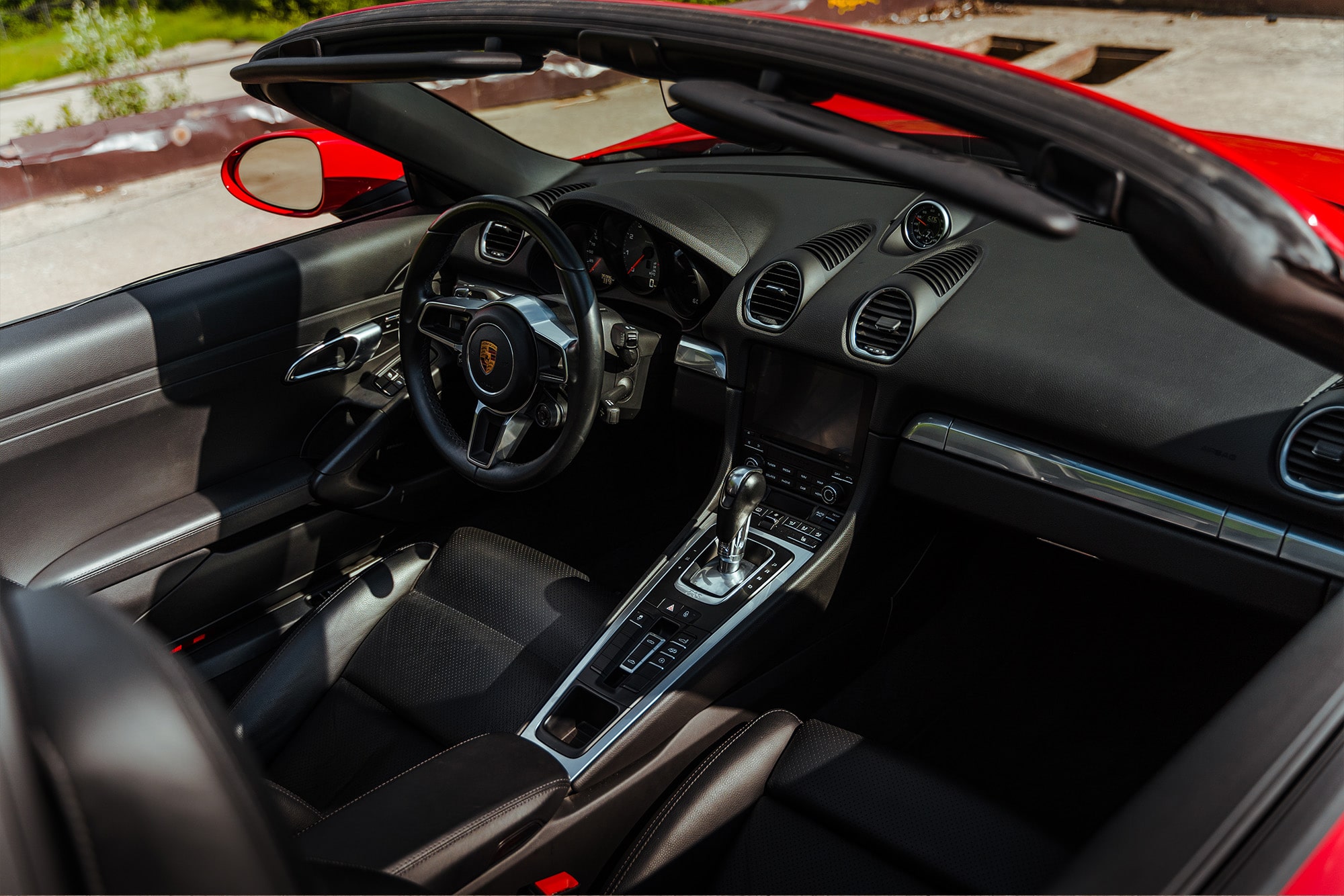 2017 porsche boxster S Red interior