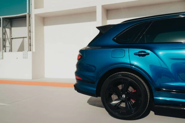 宾利 Bentayga Blue