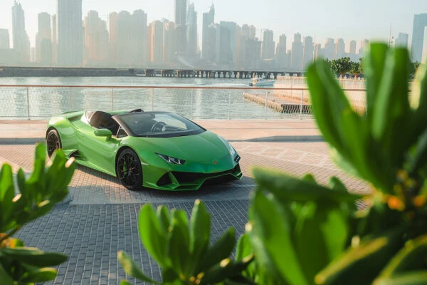Lamborghini Huracan  Lamborghini Huracan