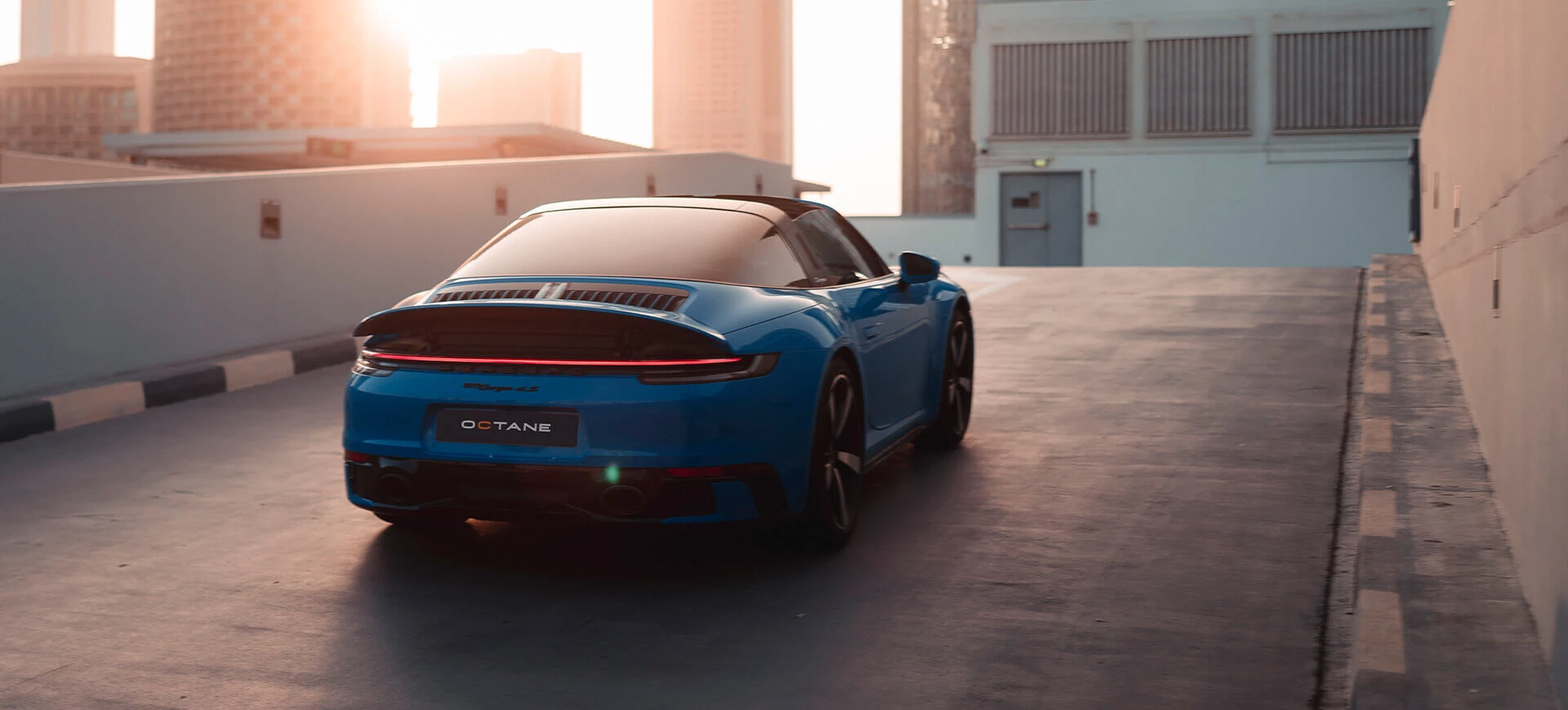 Hyr Porsche i Dubai