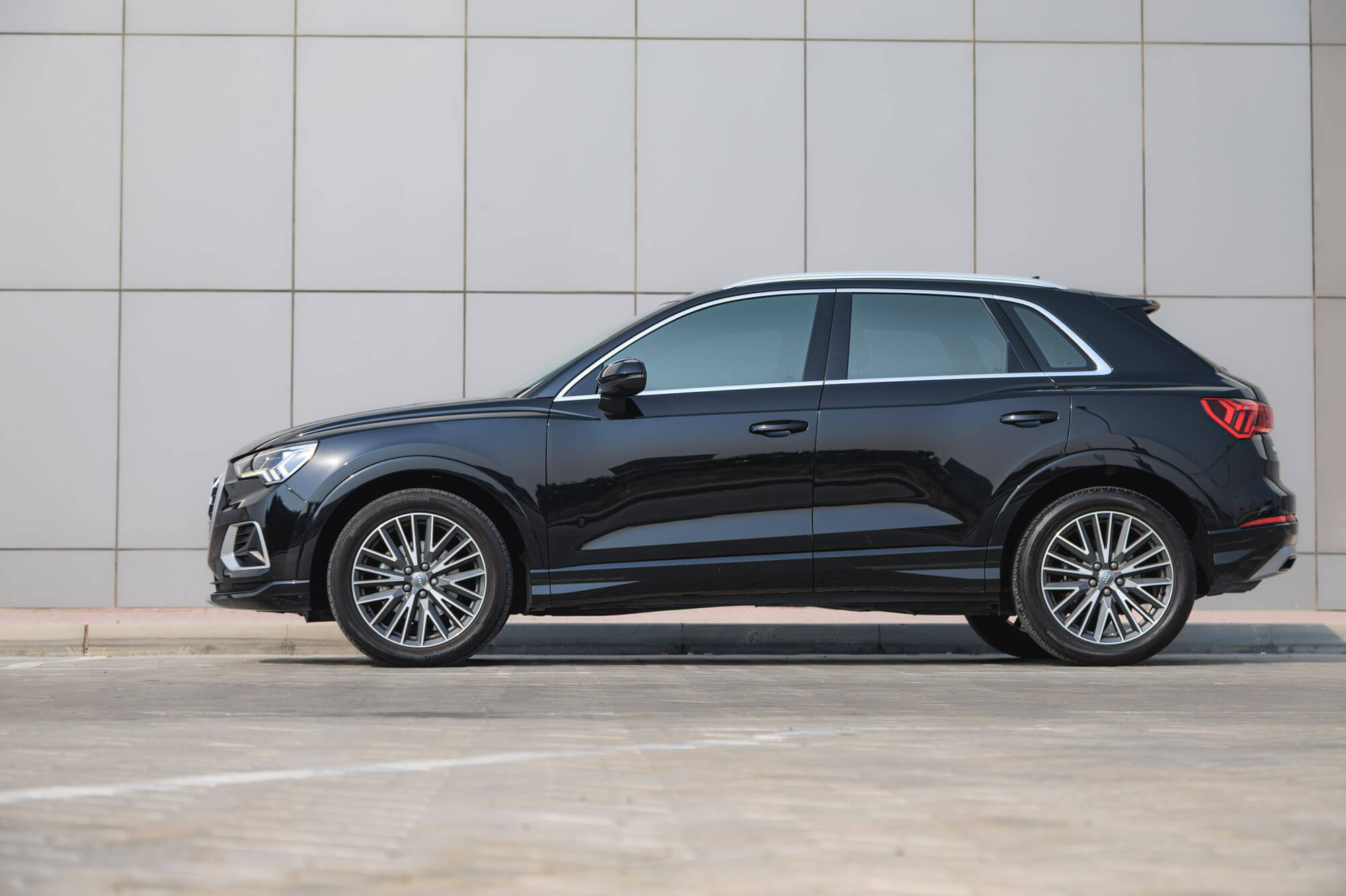 Audi Q3 Черный Audi Q3 Черный