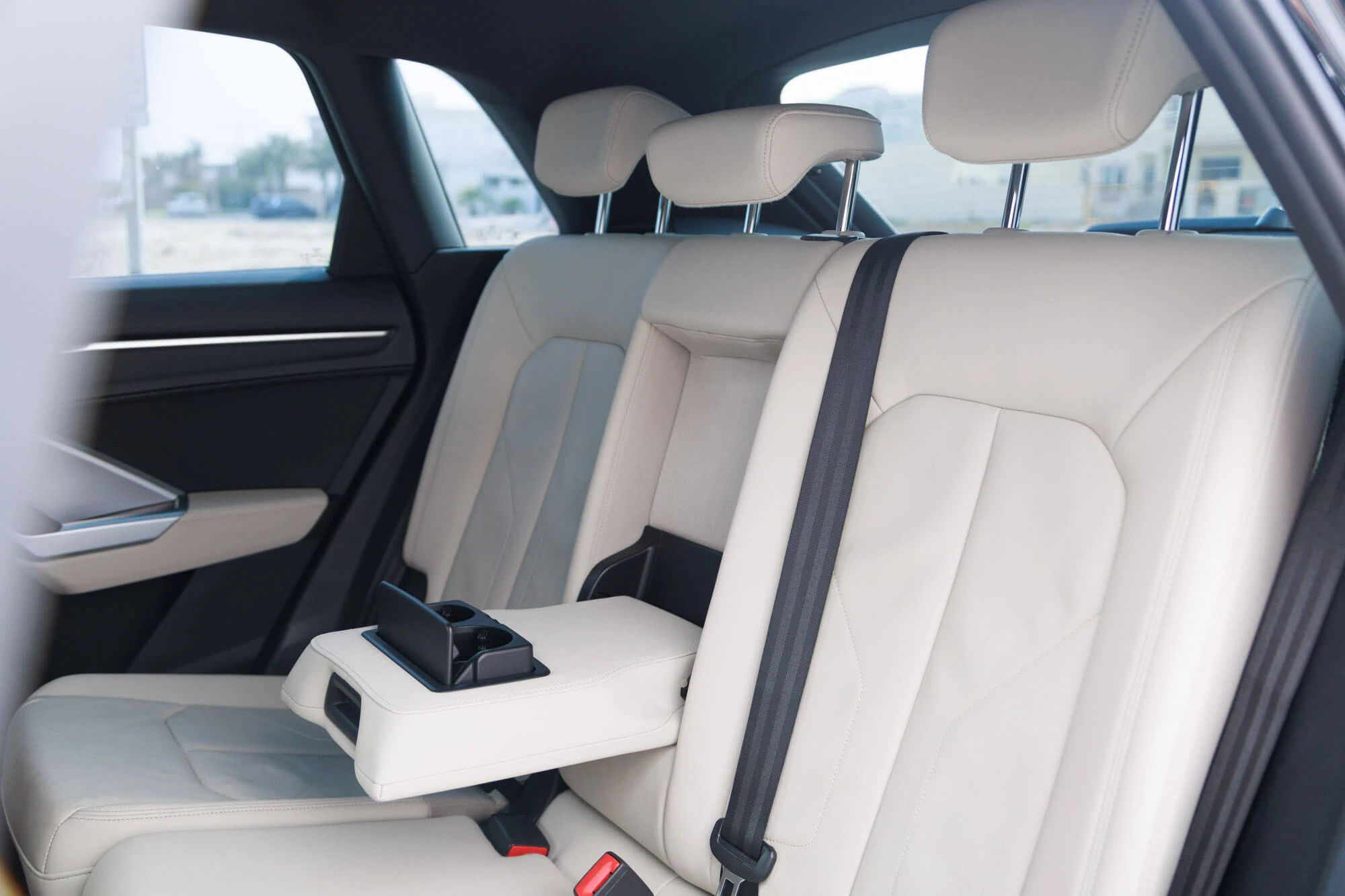 Audi Q3 Черный