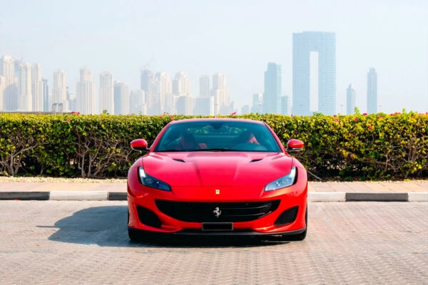 Ferrari Portofino (красный).