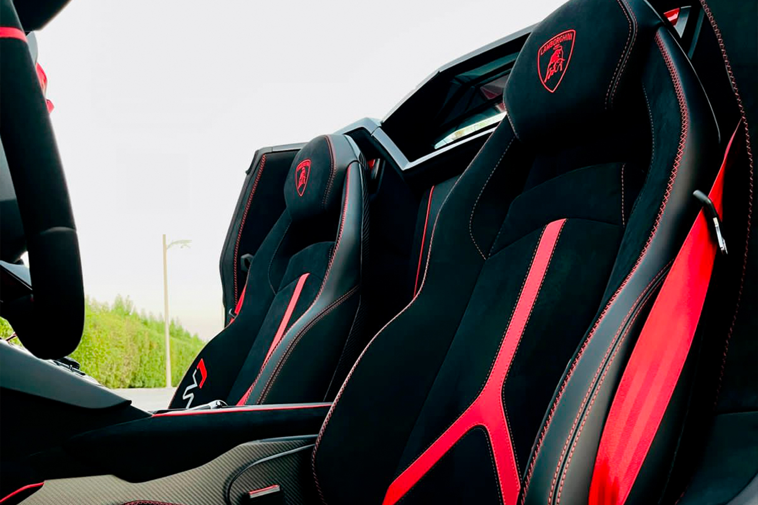 Lamborghini Aventador SVJ Red