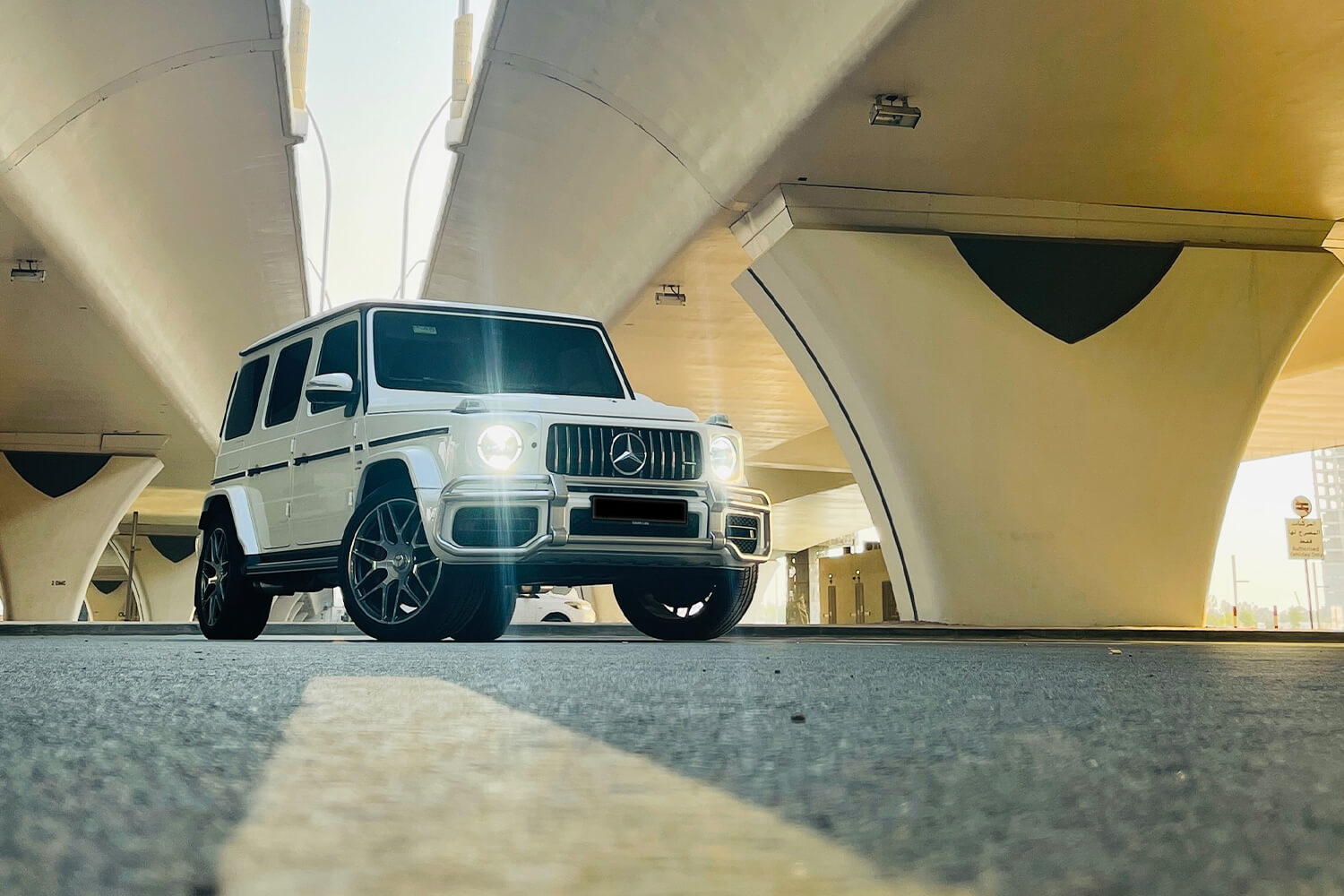 Mercedes G63 AMG White