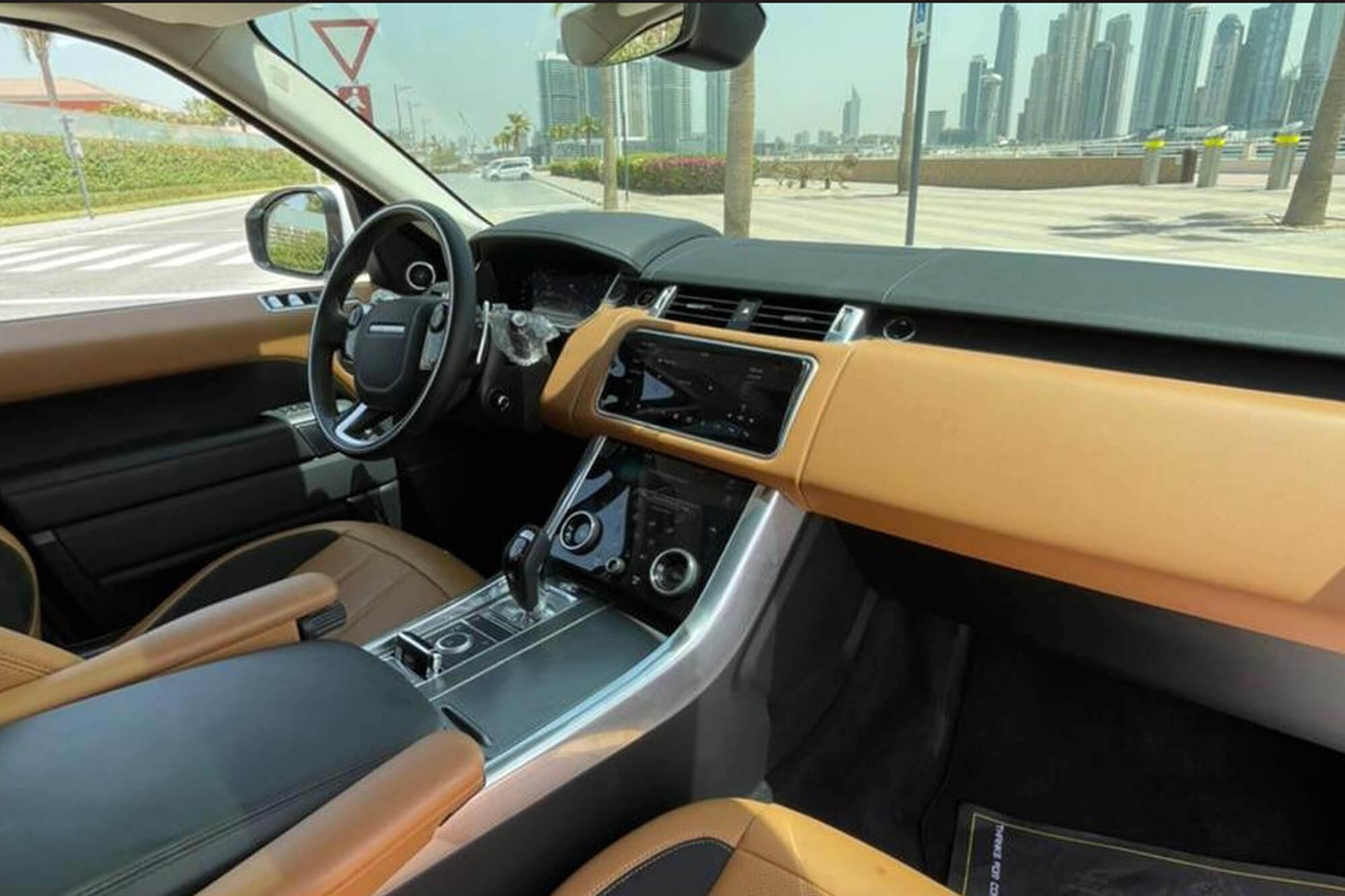 Range Rover Sport White