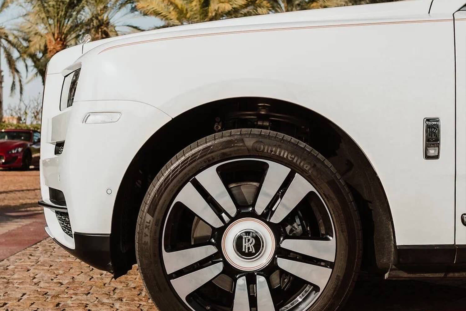 Rolls-Royce Cullinan Vit