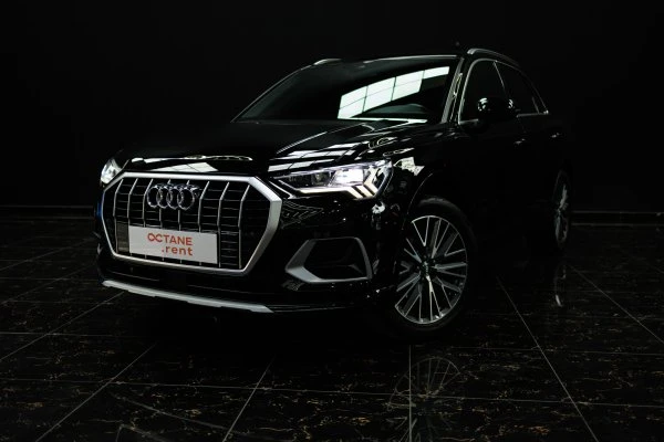 Audi Q3 Black