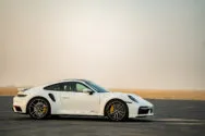 Porsche 911 Turbo S Bianco