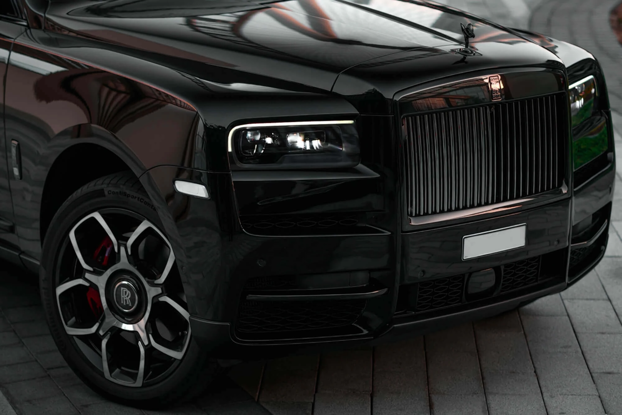 Distintivo Negro Rolls-Royce Cullinan
