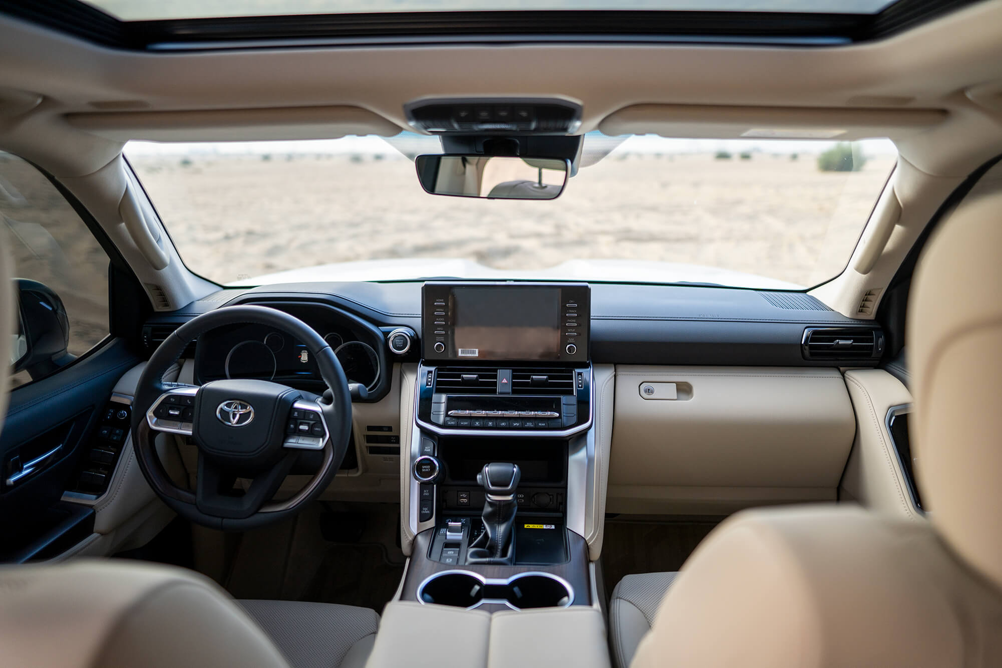 Toyota Land Cruiser 300 Branco