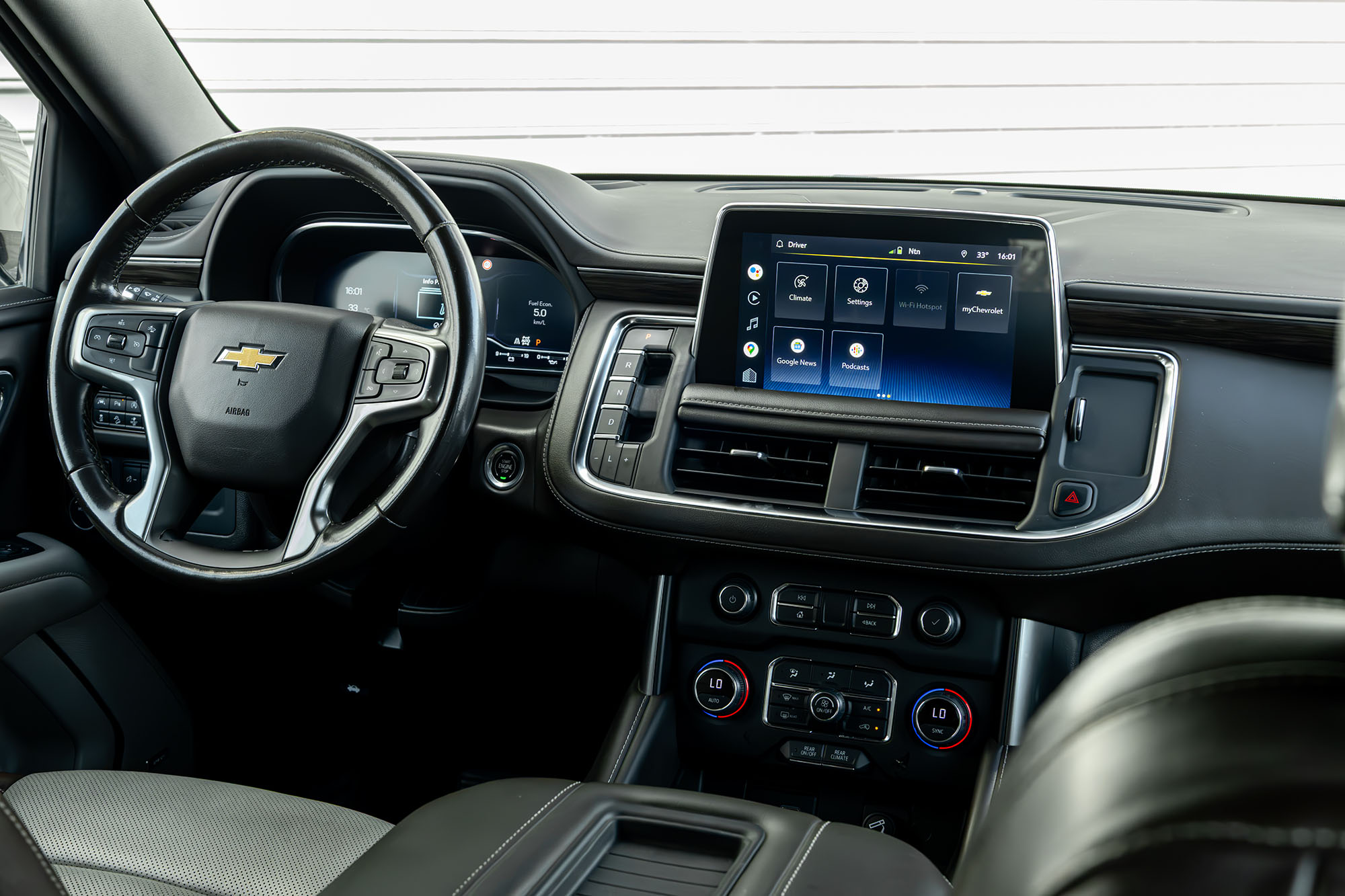 Chevrolet Tahoe Beige