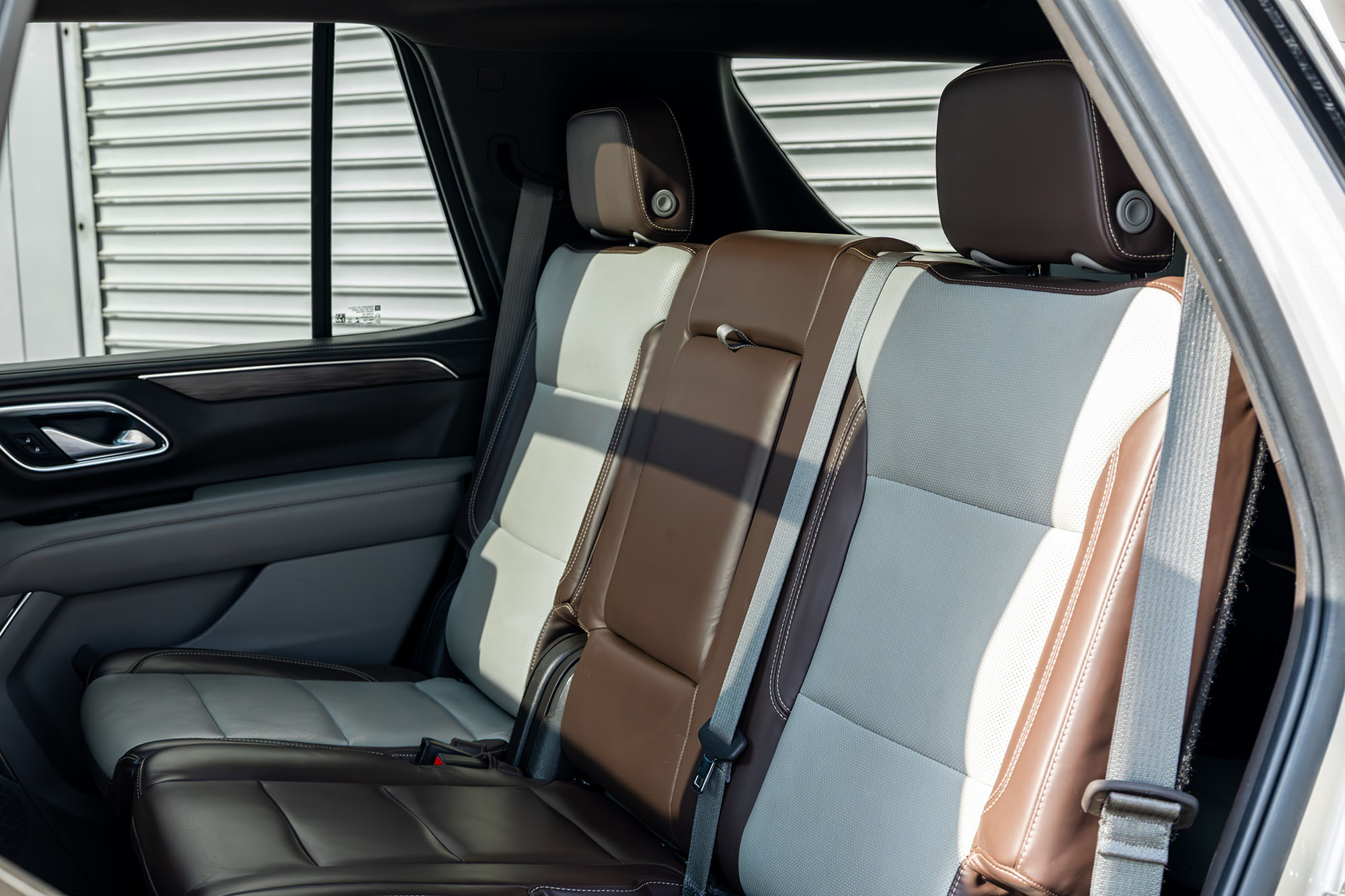 Chevrolet Tahoe Beige
