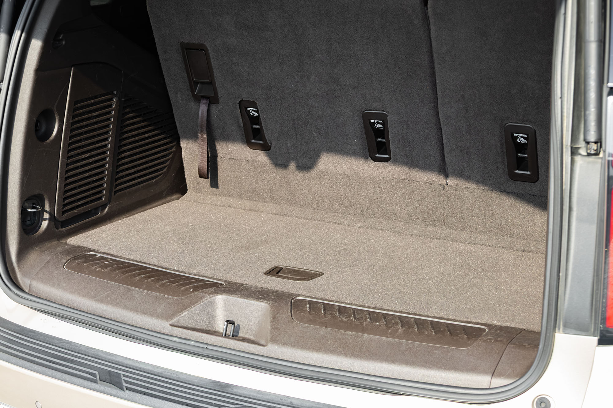 Chevrolet Tahoe Beige