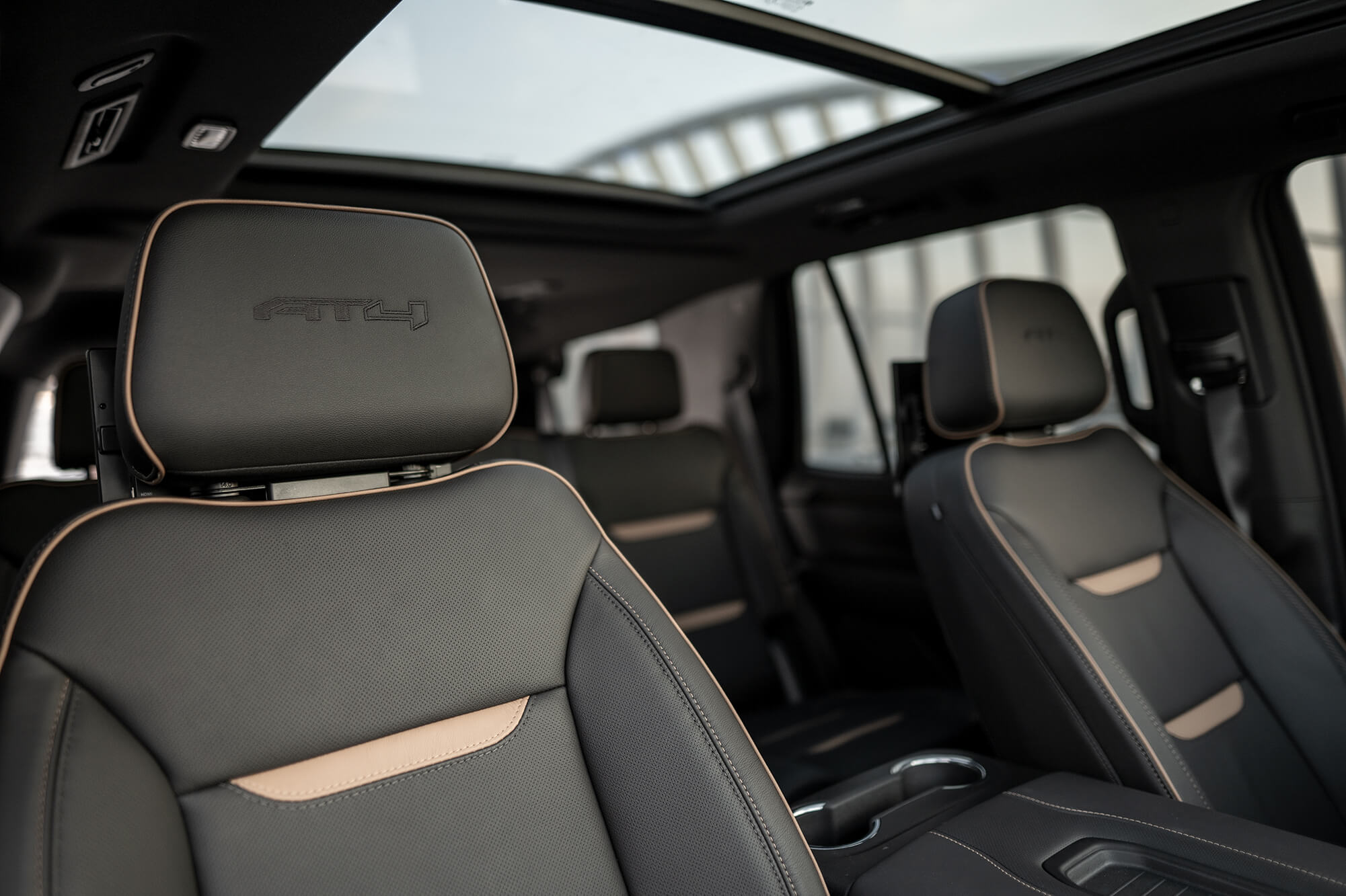 GMC Yukon Black