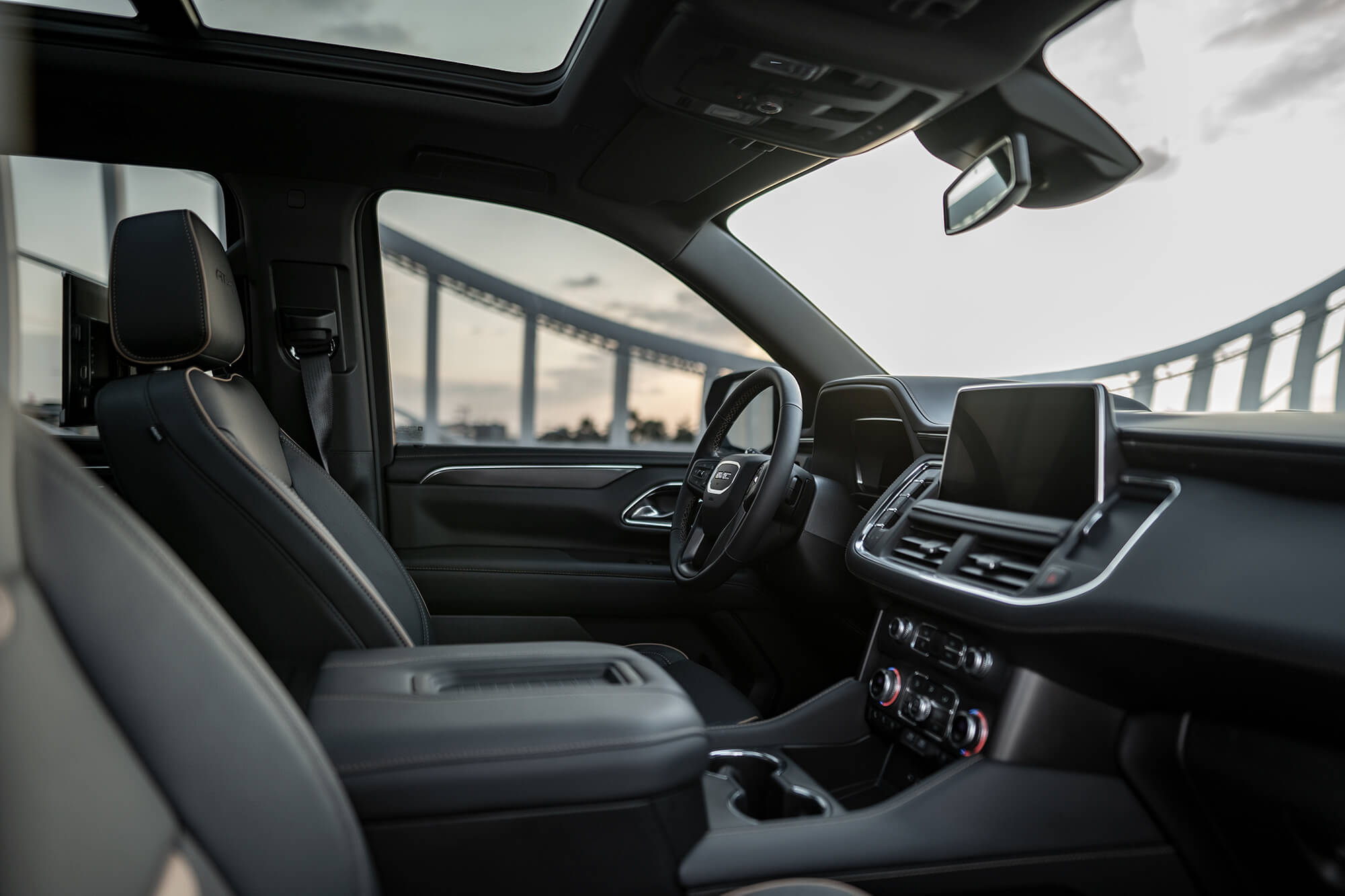 GMC Yukon Black