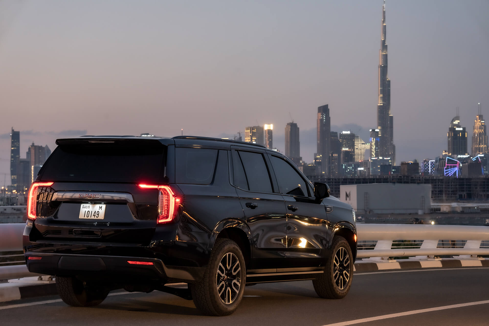 GMC Yukon Black