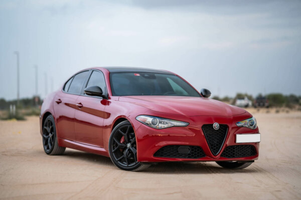 Alfa Romeo Giulia Rosso