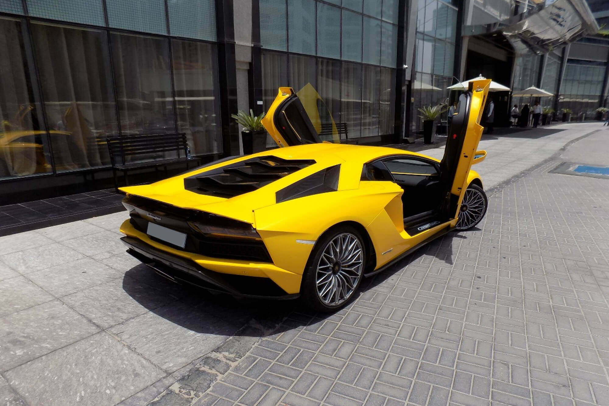 Lamborghini Aventador S Gelb