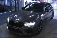 bmw-m5-grijs