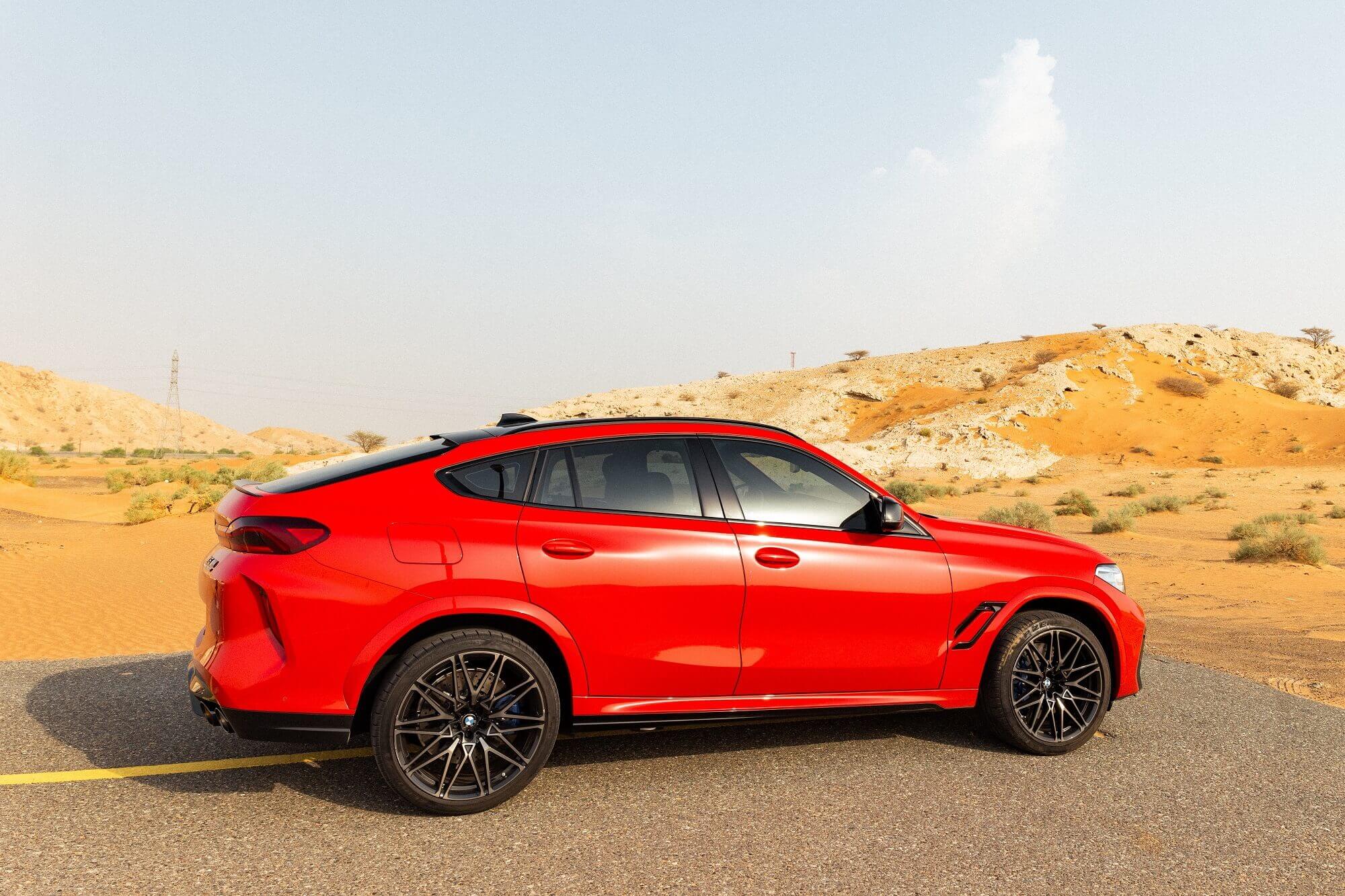 BMW X6M Röd
