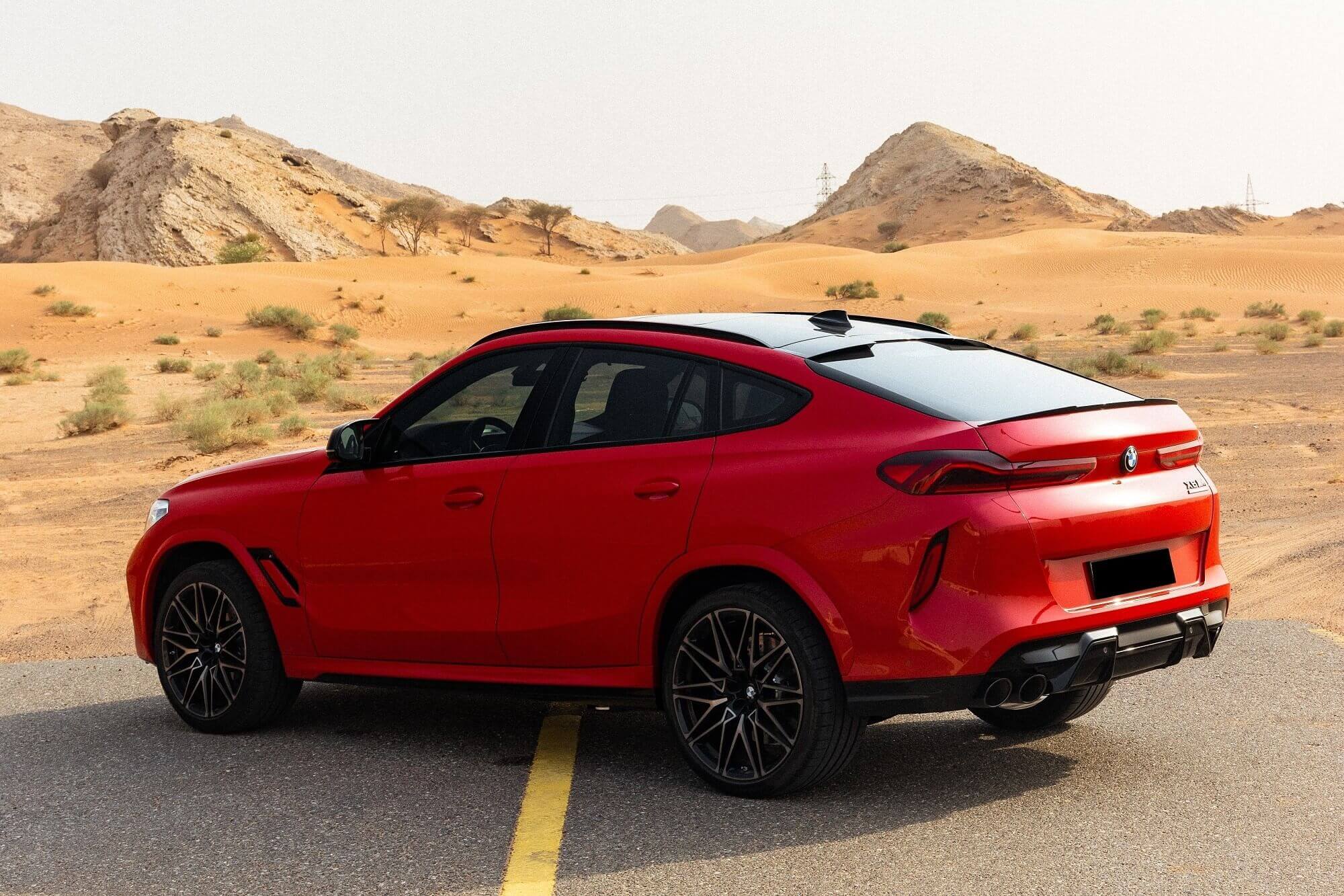 BMW X6M Röd
