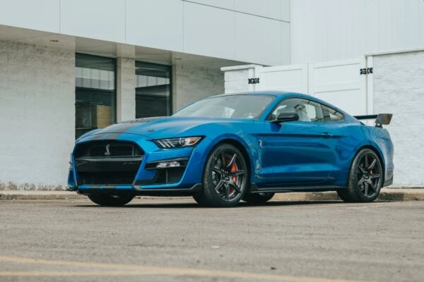 Ford Mustang GT 500 Blue.