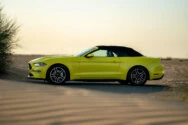 Ford Mustang Convertible Amarelo