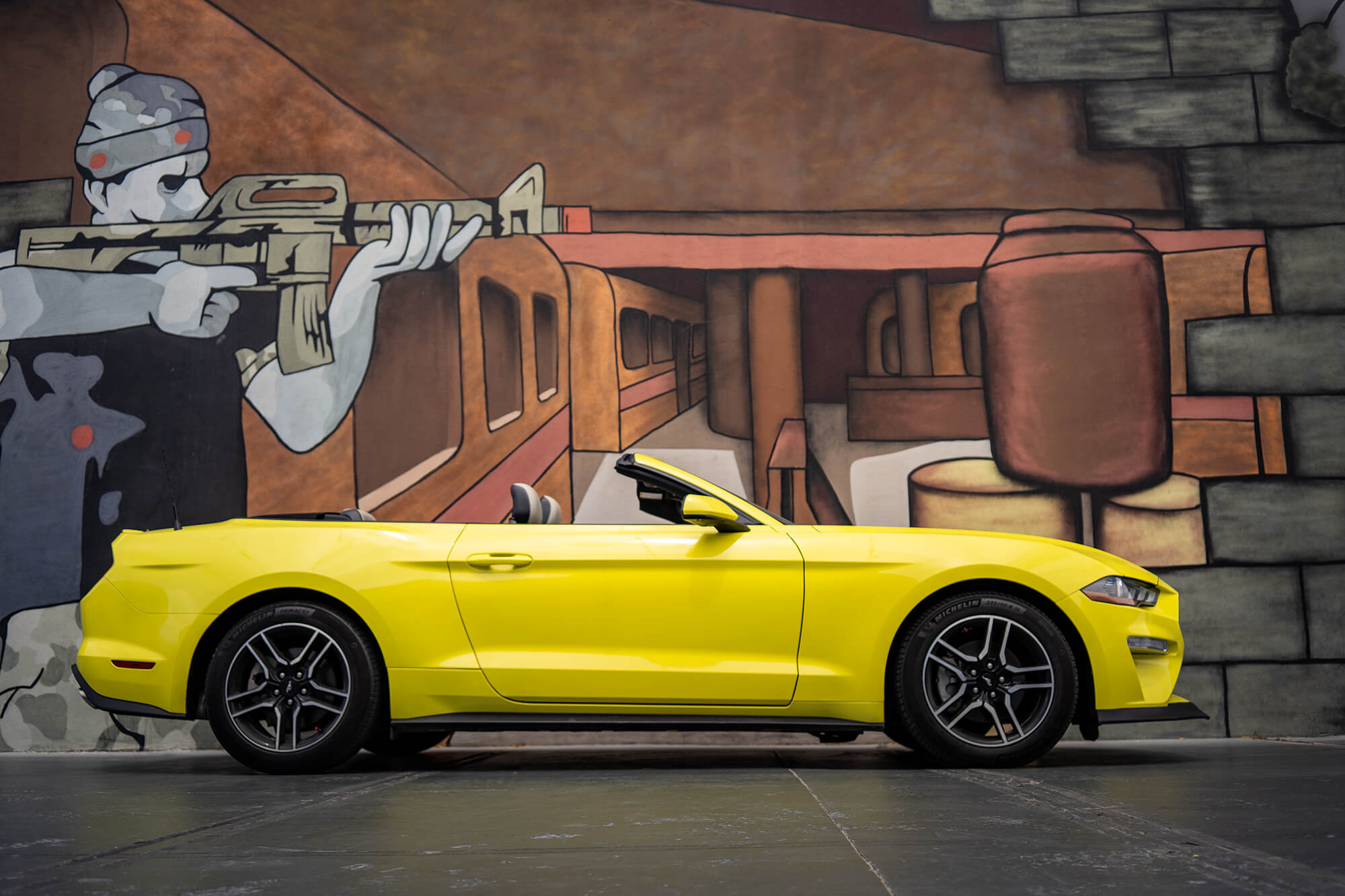 Ford Mustang Convertible Yellow
