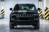 Jeep Grand Cherokee Noir jeep grand cherokee location