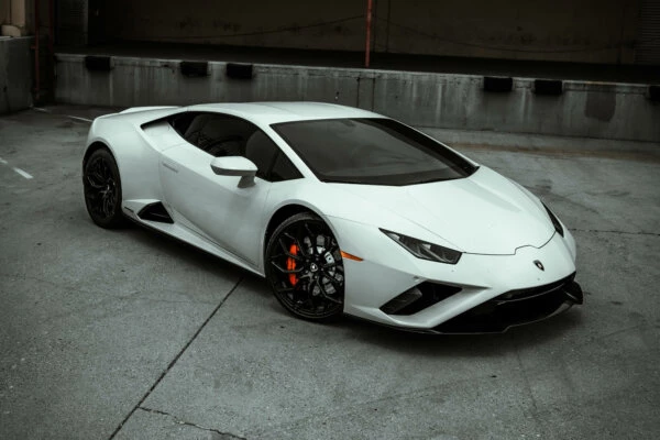 Lamborghini Huracan EVO Beyaz