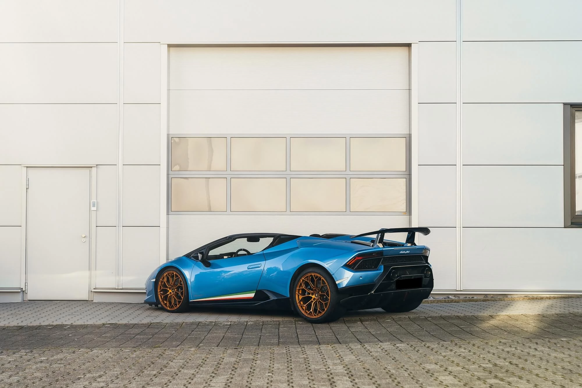 Lamborghini Huracán Performante Spyder Azul