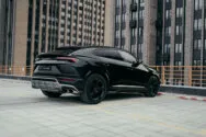 Lamborghini Urus Siyah