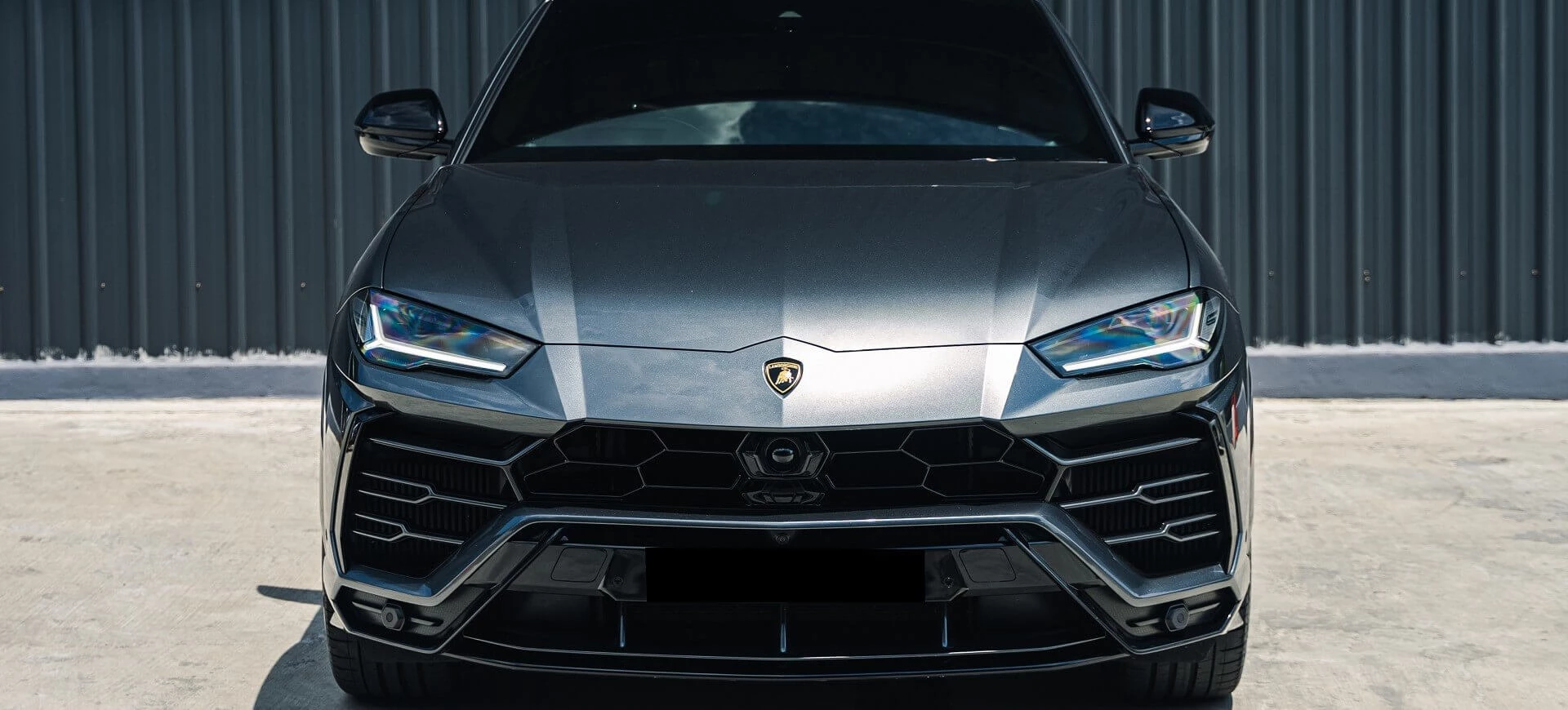 Lamborghini Urus Grau