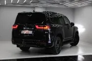 Toyota Land Cruiser 300 Black