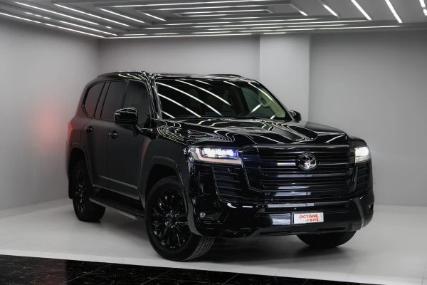 Toyota Land Cruiser 300 Black