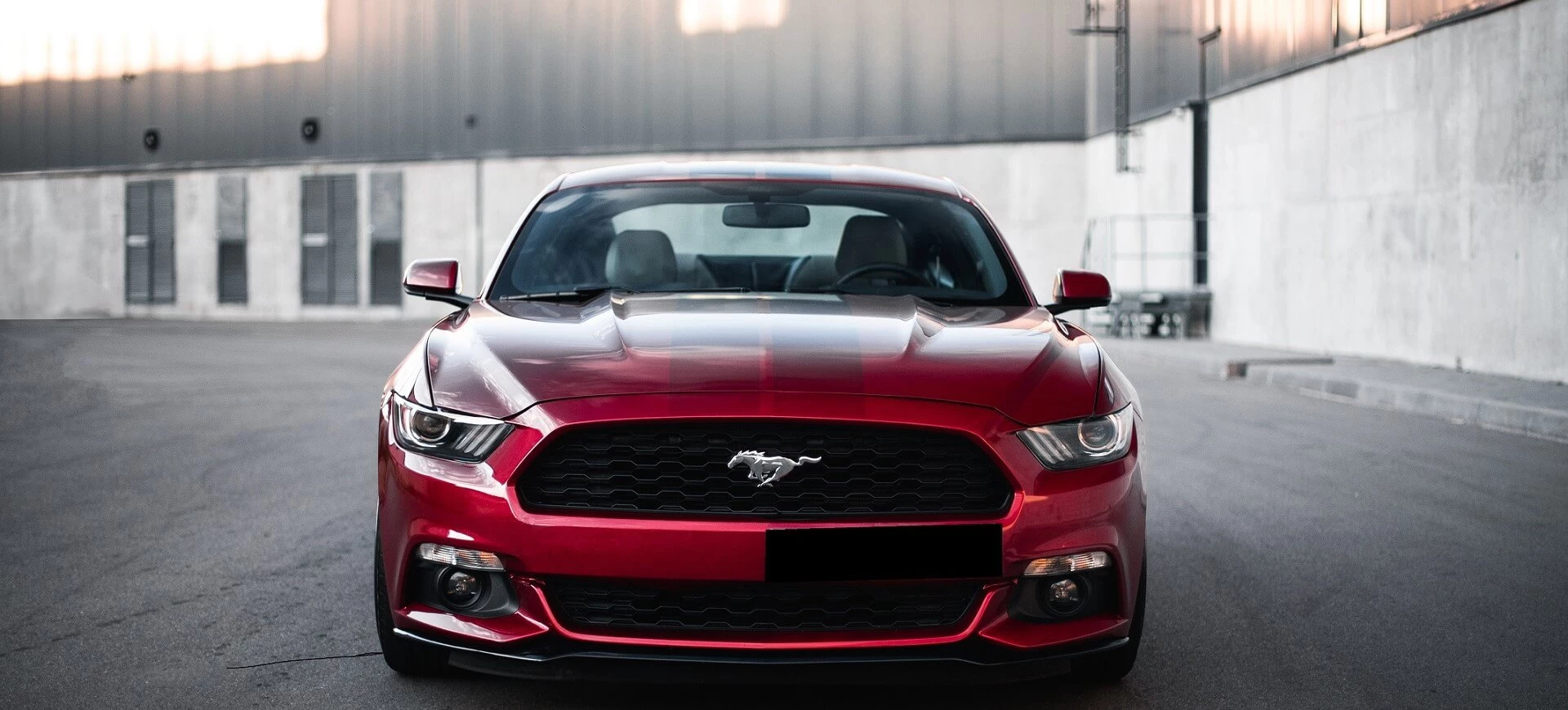 Ford Mustang Coupé Röd