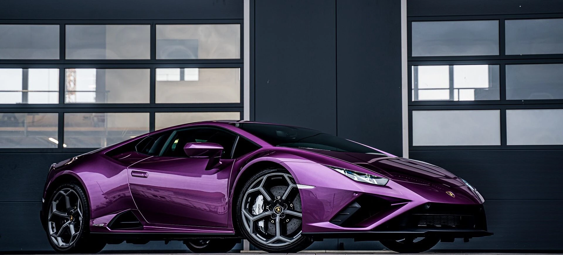 Lamborghini Huracan Evo Purple