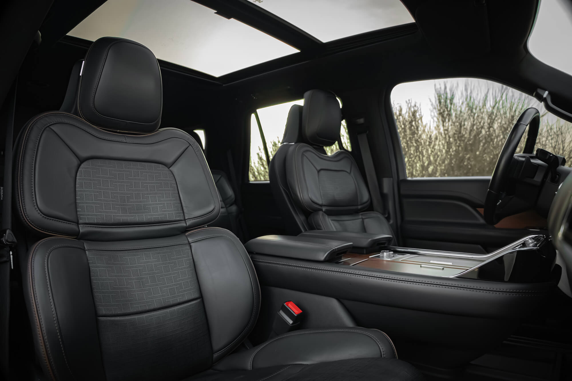 Lincoln Navigator Matte Silver