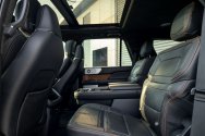 Lincoln Navigator Matte Silver Lincoln Navigator Matte Silver