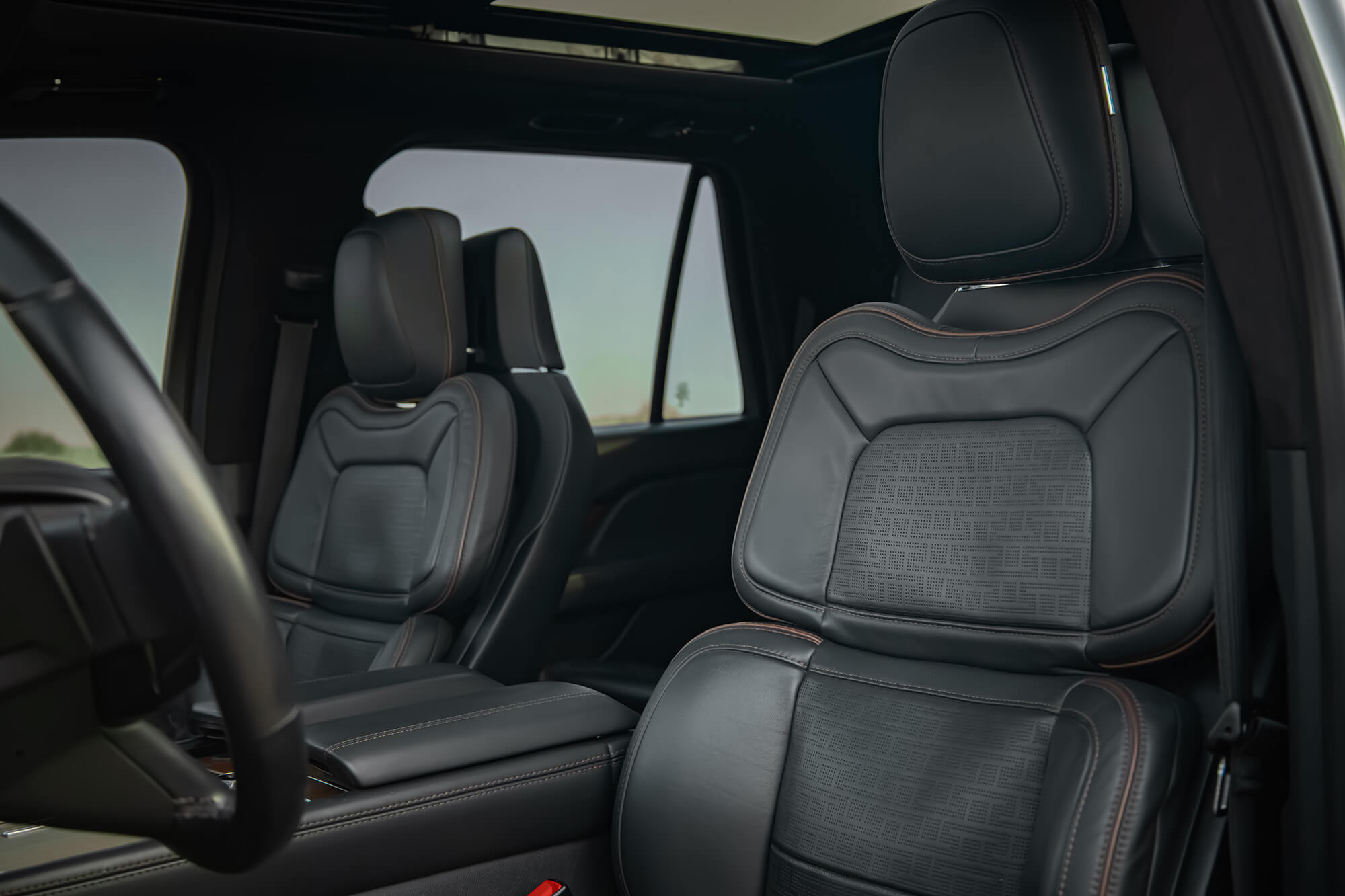 Lincoln Navigator Matte Silver